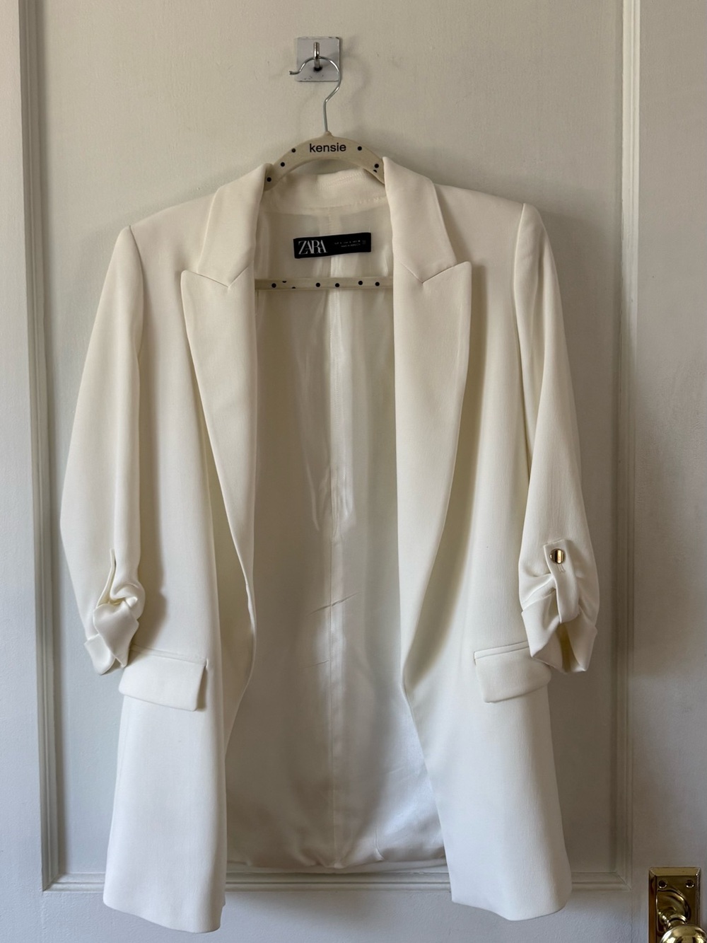Zara Cream Open-Front Blazer with Rolled Sleeve Detail